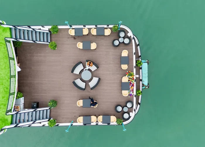 Dragon Premium Cruise