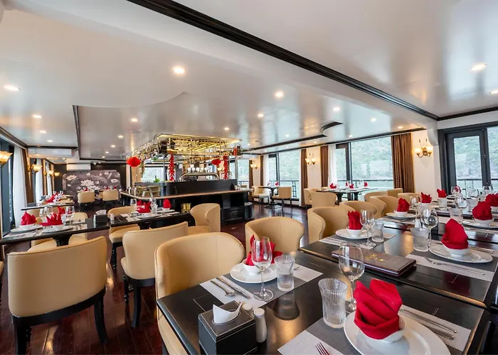 Dragon Premium Cruise Botel Ha Long